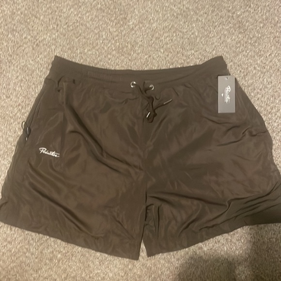 Shorts - Picture 2 of 2